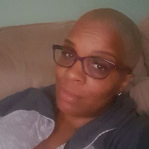 Meet your Posher, Ebony